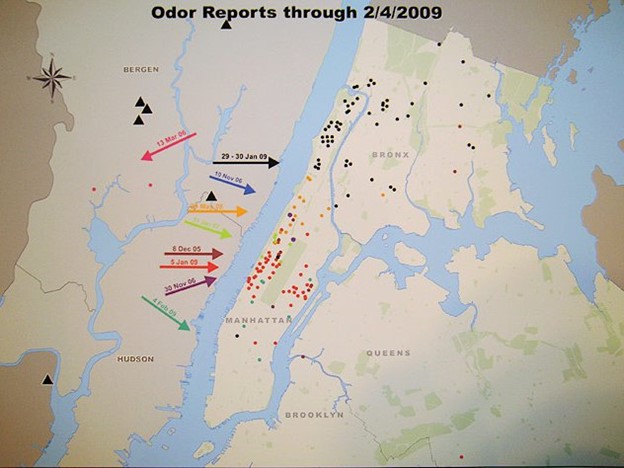 After years of investigation, in 2009 New York City officials combined 311 reports of a mysterious maple syrup smell (dots) with historical data on wind direction and speed (arrows) to determine that the odor was coming from factories that process artificial flavoring for maple syrup. (Credit: Gothamist)